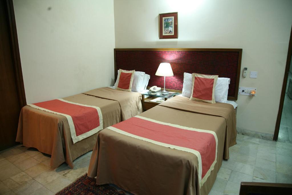 The Royal Residency Hotel Neu-Delhi Zimmer foto