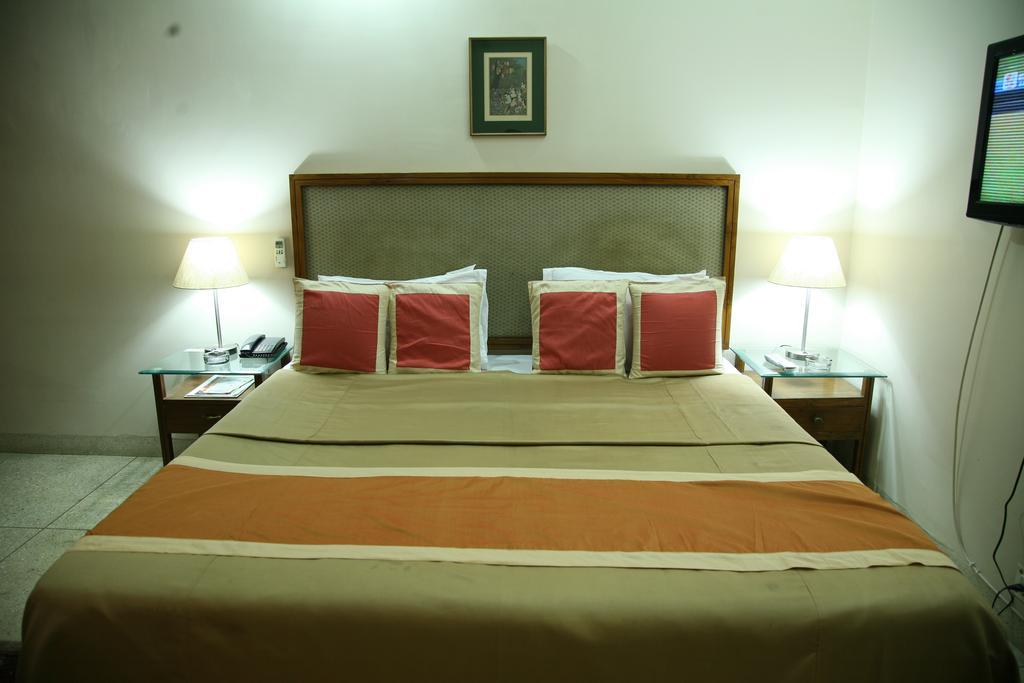 The Royal Residency Hotel Neu-Delhi Exterior foto