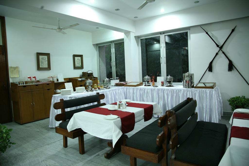 The Royal Residency Hotel Neu-Delhi Exterior foto