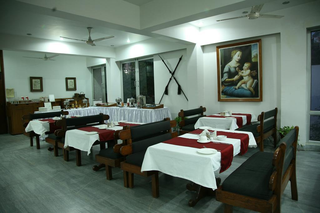 The Royal Residency Hotel Neu-Delhi Exterior foto
